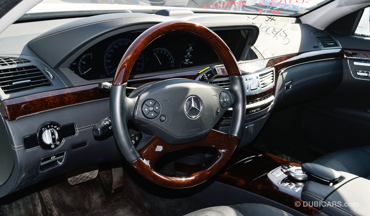 Mercedes-Benz S 550