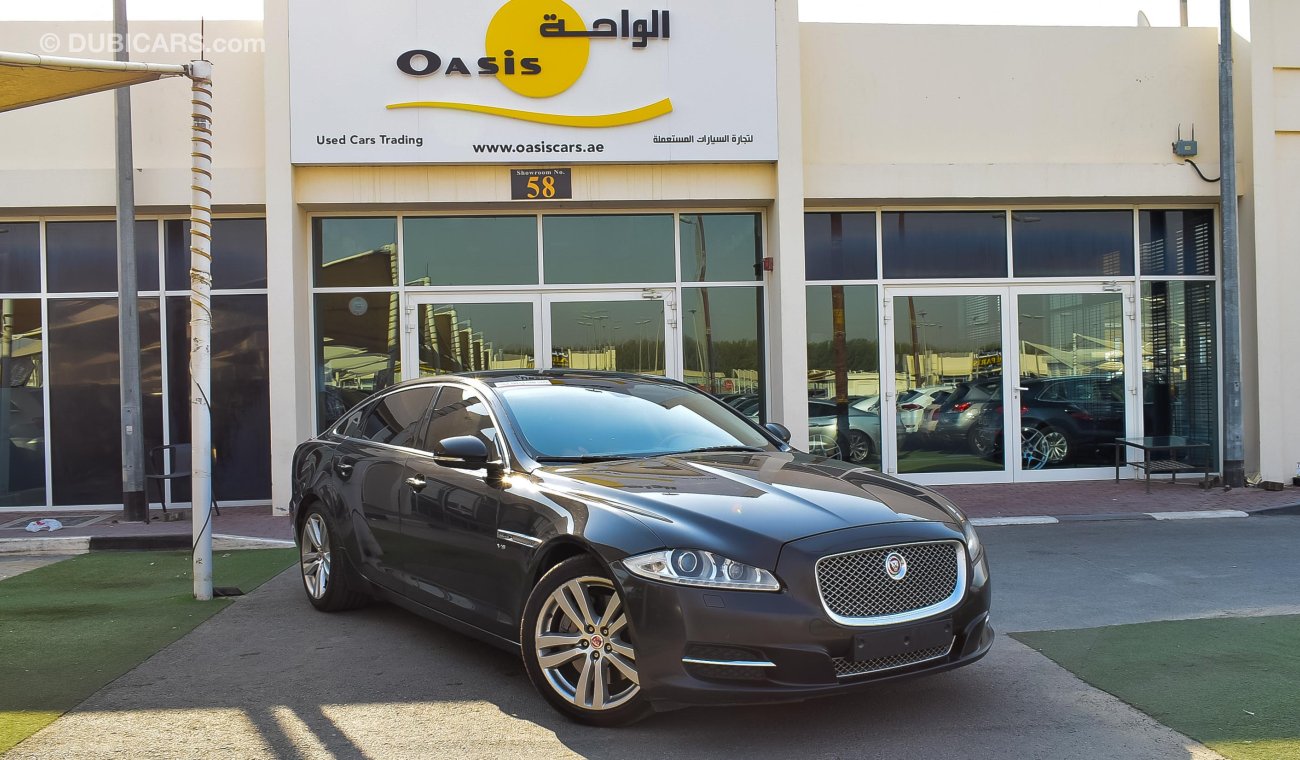 Jaguar XJ L 3.0 V6  Full Service History