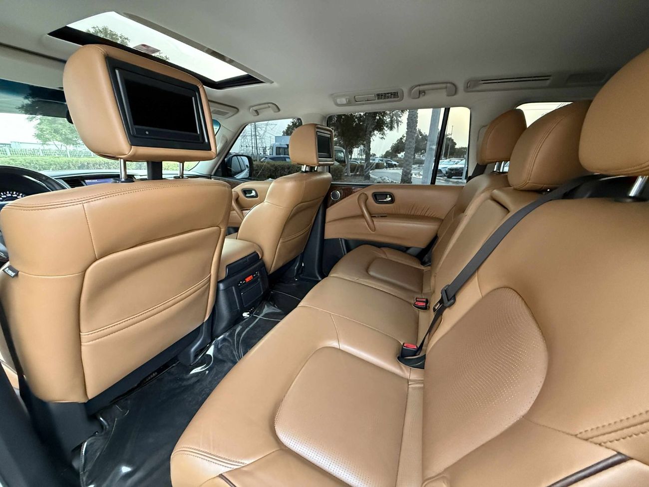 نيسان باترول LE Platinum 5.6L