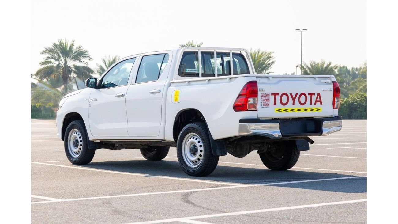 Toyota Hilux GL 2018 / 2.7L 4x4 A/T Petrol Engine | GCC Specs | Low Mileage | Best Price in the Market