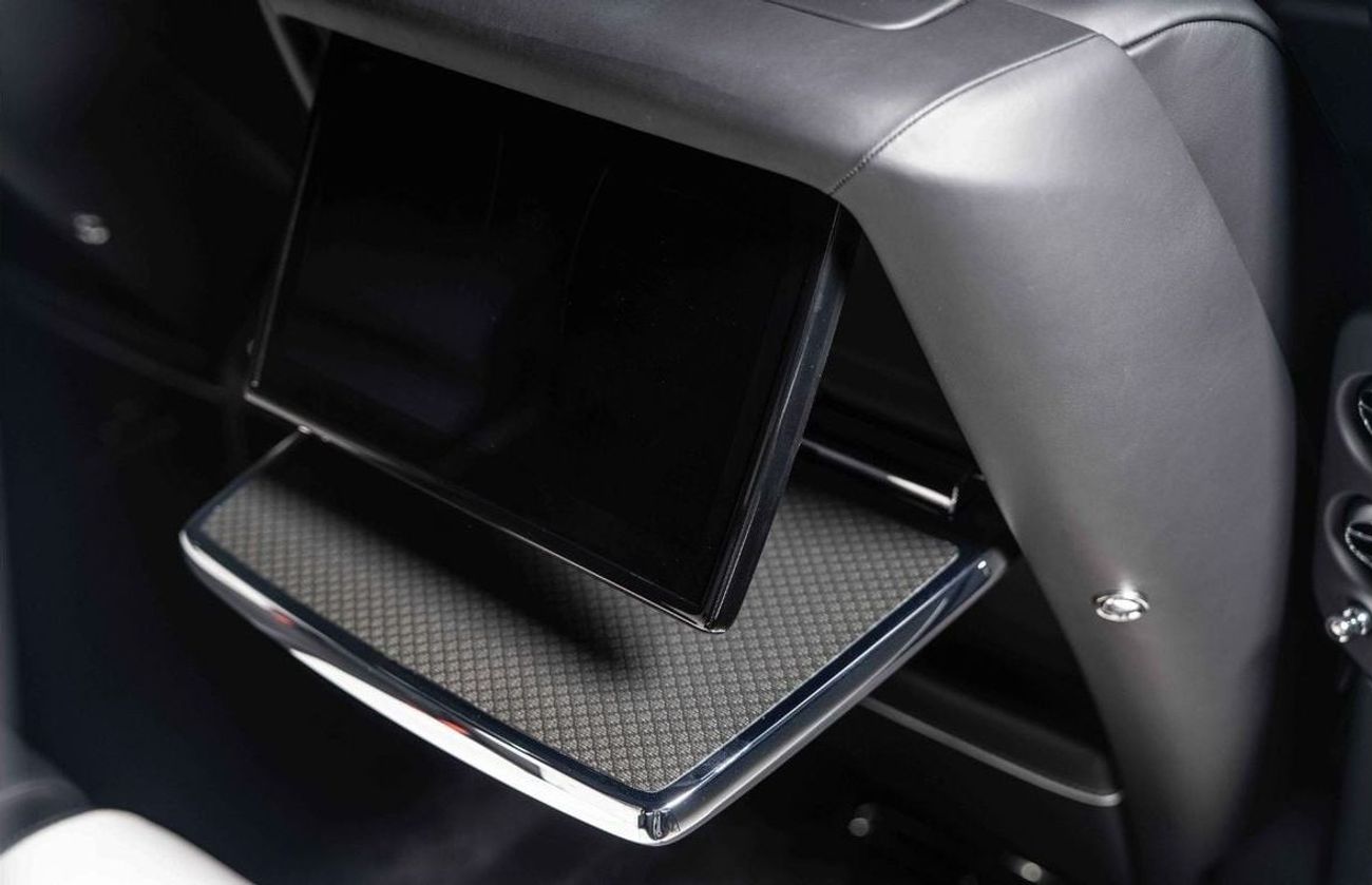 رولز رويس جوست 2022-ROLLS ROYCE GHOST BLACK BADGE-GCC -FULL AGMC HISTORY-SERVICE CONTRACT AND WARRANTY TILL JAN2026