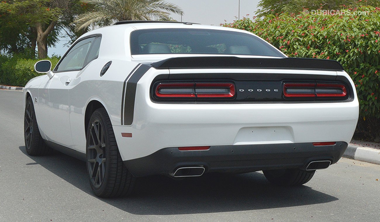 Dodge Challenger SRT Scatpack 2018, 6.4L V8 0km, GCC with 3 Years or 100,000km Warranty