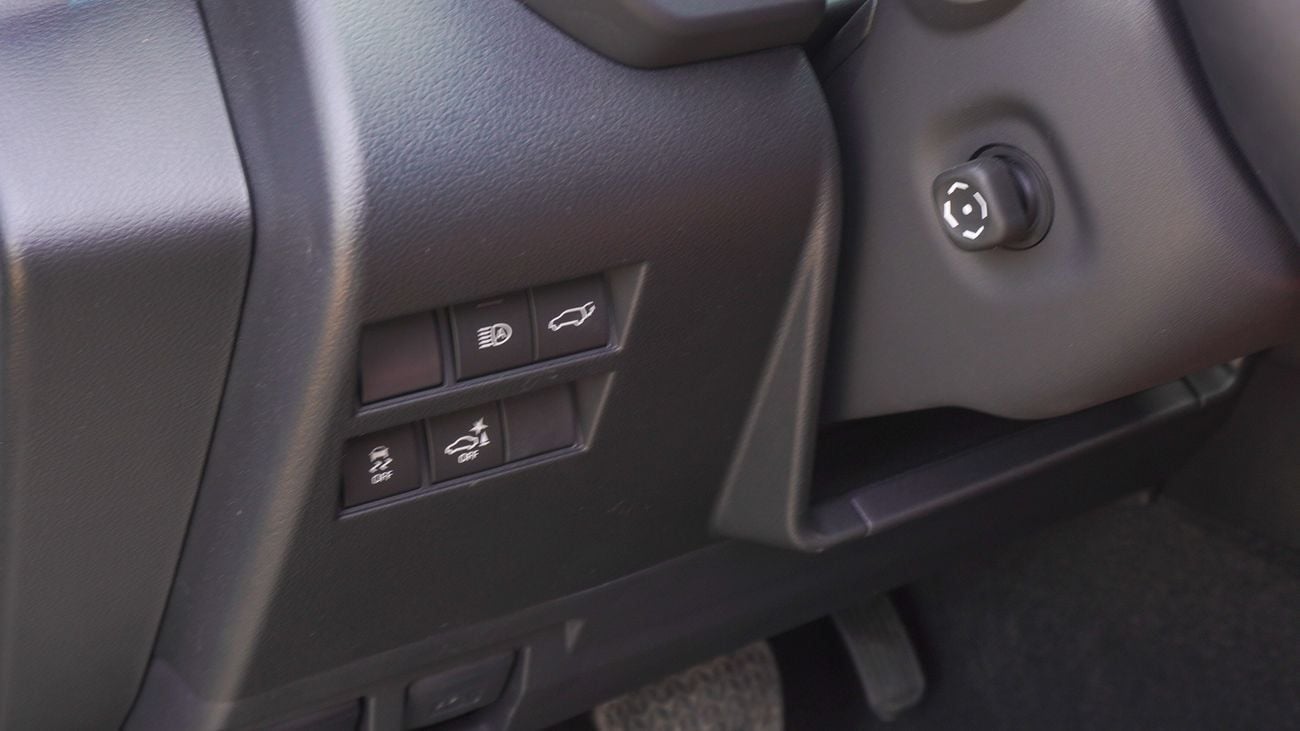 Toyota Land Cruiser GR SPORT 3.5L V6 Oman Specs