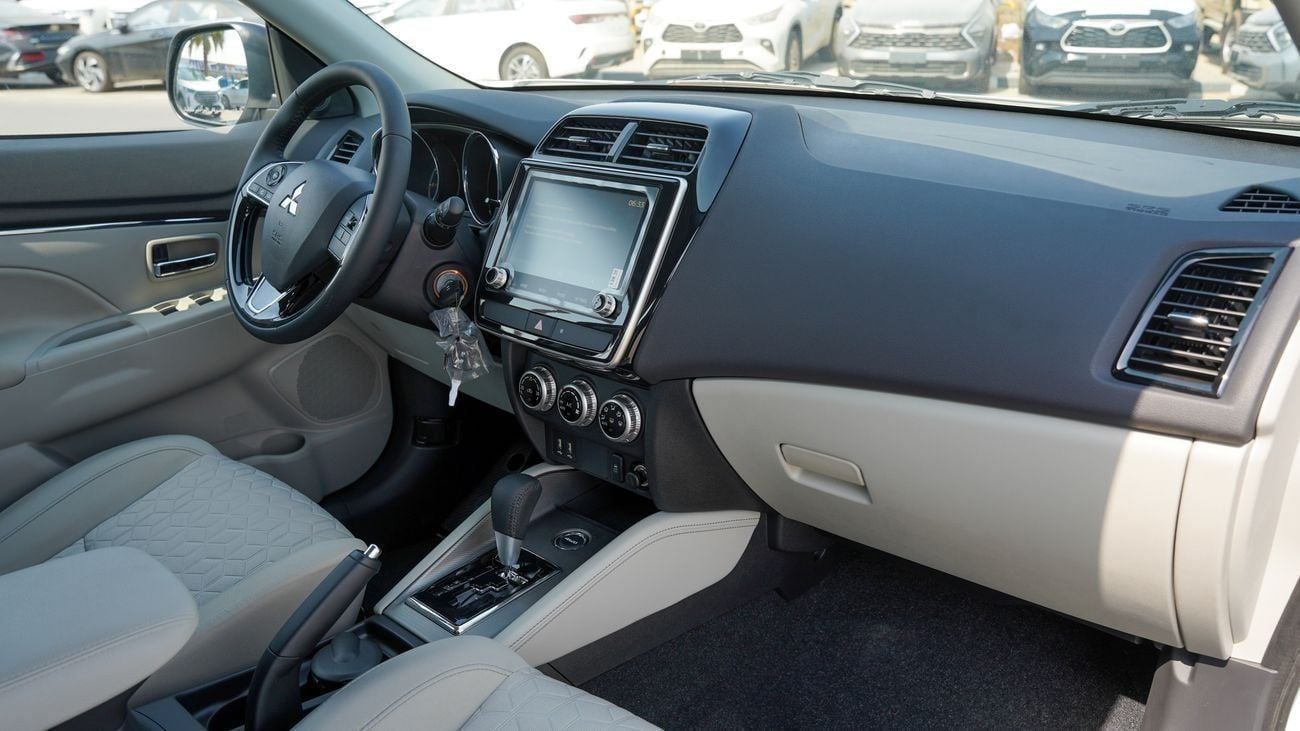 Mitsubishi ASX Brand New Mitsubishi ASX MedLine 2026 Export 2.0L 4WD Petrol A/T|White/Beige|