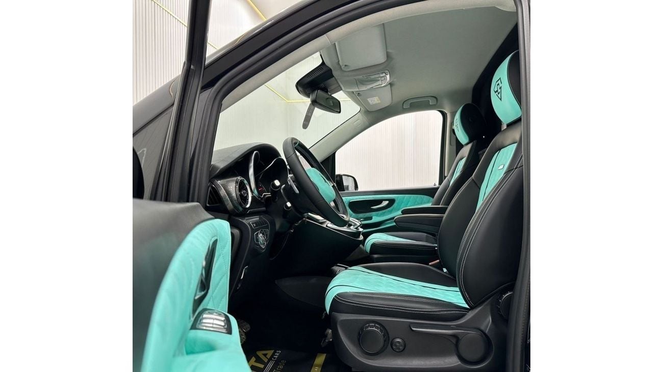Mercedes-Benz Viano 2019 Mercedes Benz V250 Driven-Landjet, Warranty, Service History, Excellent Condition, GCC