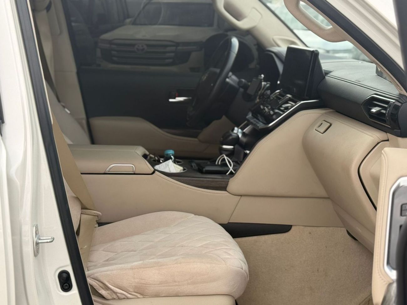 تويوتا لاند كروزر VXR 3.5L