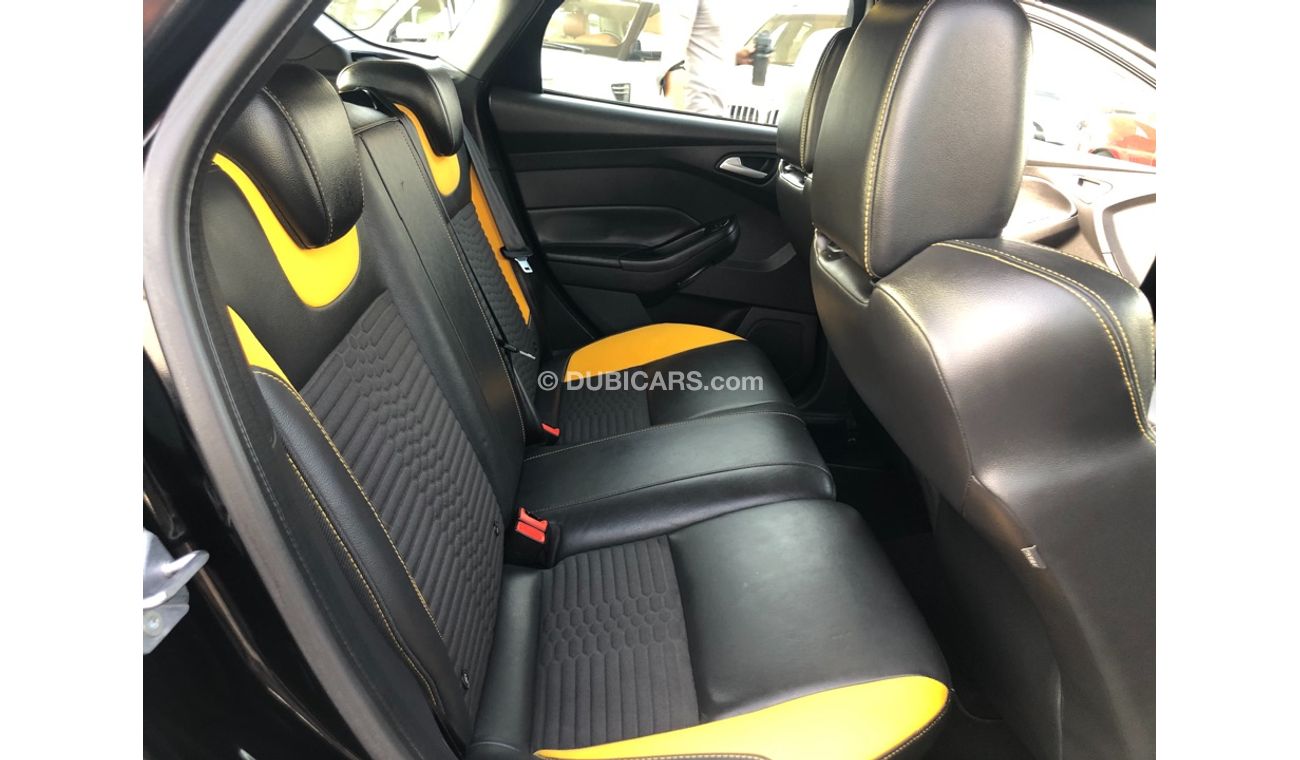 Ford Focus FORD FOCUS ST MODEL 2017 GCC car perfect condition full option panoramic roof leather seats