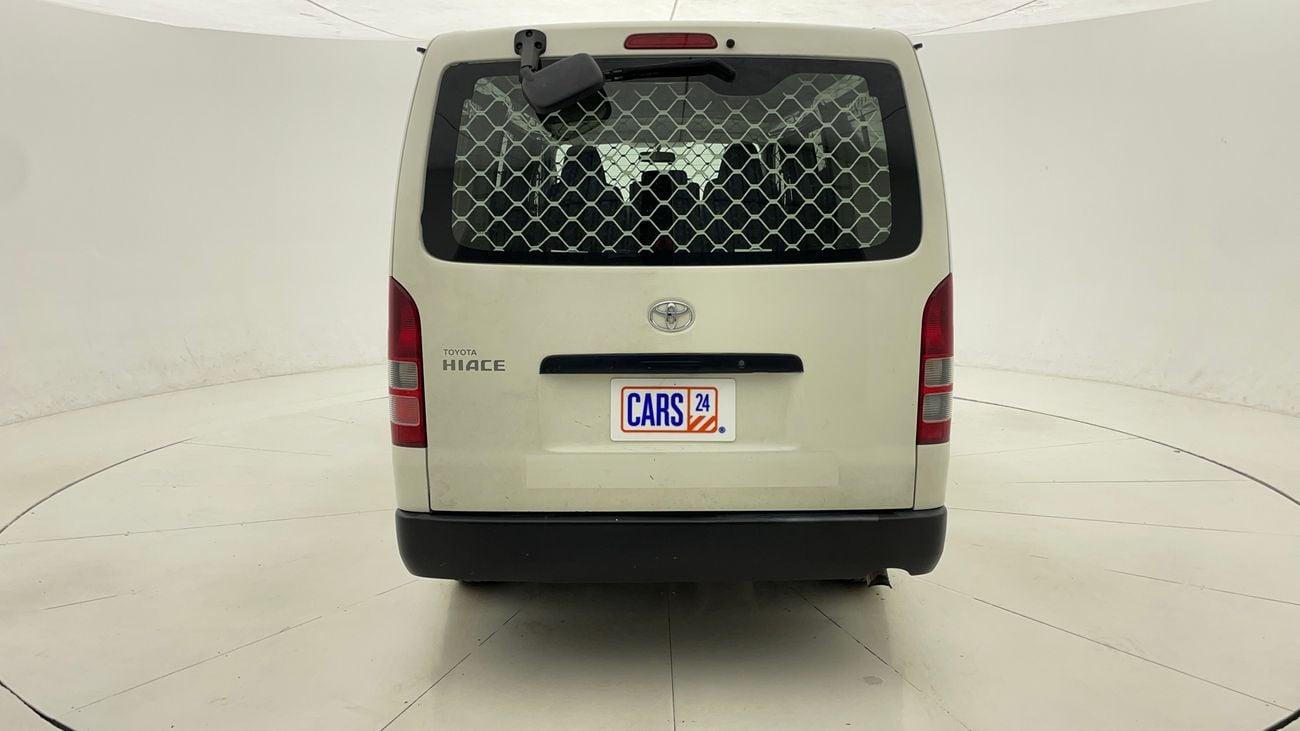 تويوتا هاياس GL STANDARD ROOF PANAL VAN 2.7 | بدون دفعة مقدمة | اختبار القيادة في المنزل