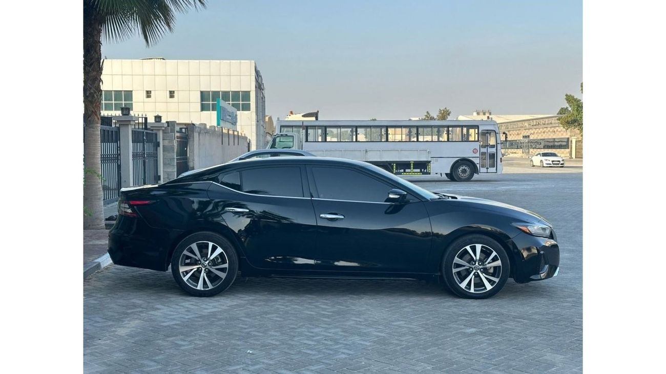 Nissan Maxima SV