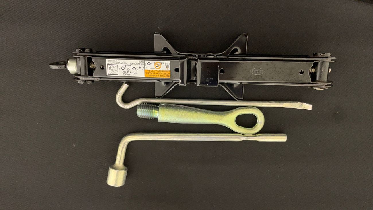 ميتسوبيشي اتراج GLX HIGHLINE 1.2 | بدون دفعة مقدمة | اختبار القيادة في المنزل