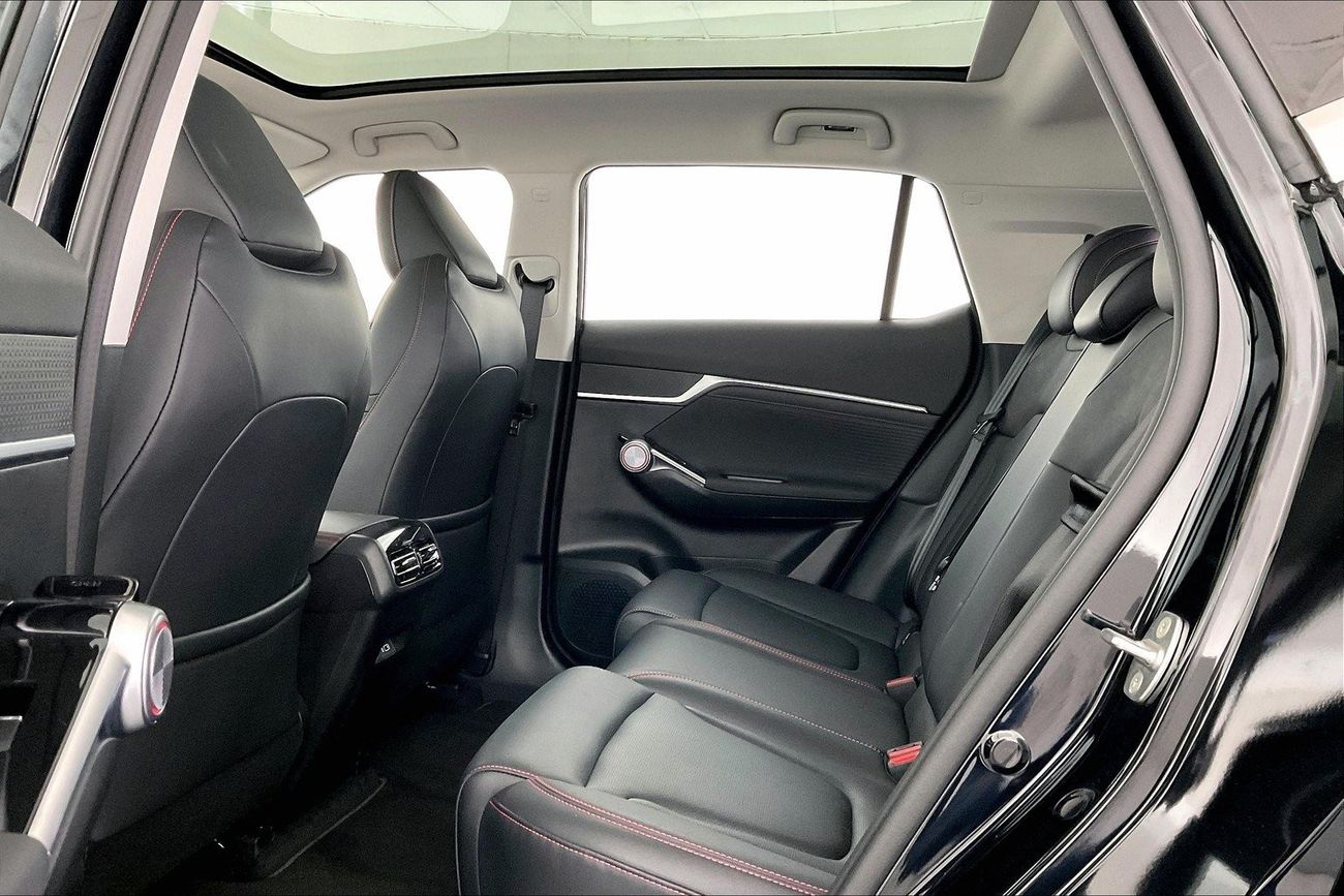 Volvo XC60 T5 R Design | 1 year free warranty | 0 Down Payment