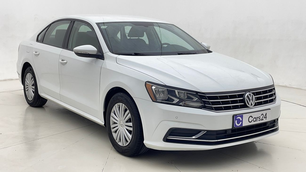 فولكس واجن باسات 2018 S | AED 635/Month | 0 DP | 30 Day Return | Warranty | Service History