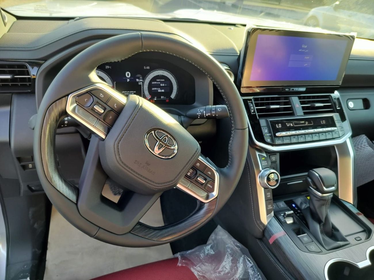 تويوتا لاند كروزر VXR