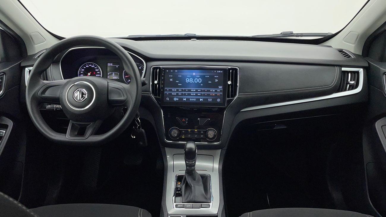 MG RX5 STD 1.5 | Zero Down Payment | Home Test Drive