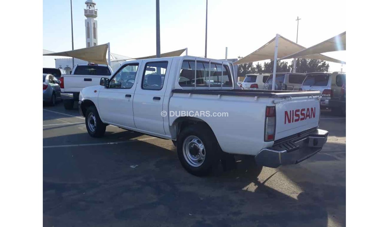 نيسان بيك آب