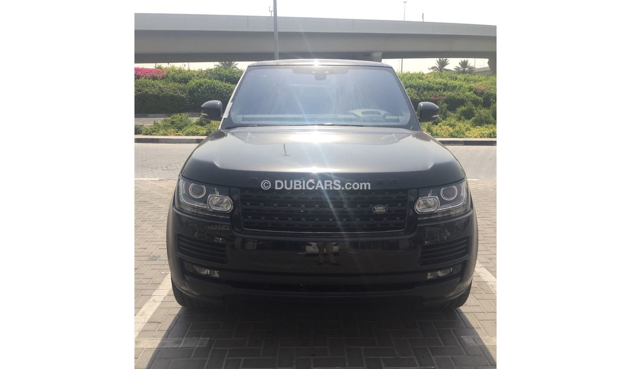 Land Rover Range Rover Vogue V8 - LWB