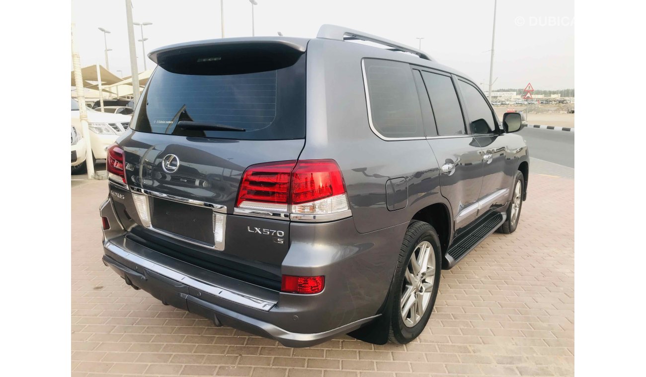 Lexus LX570