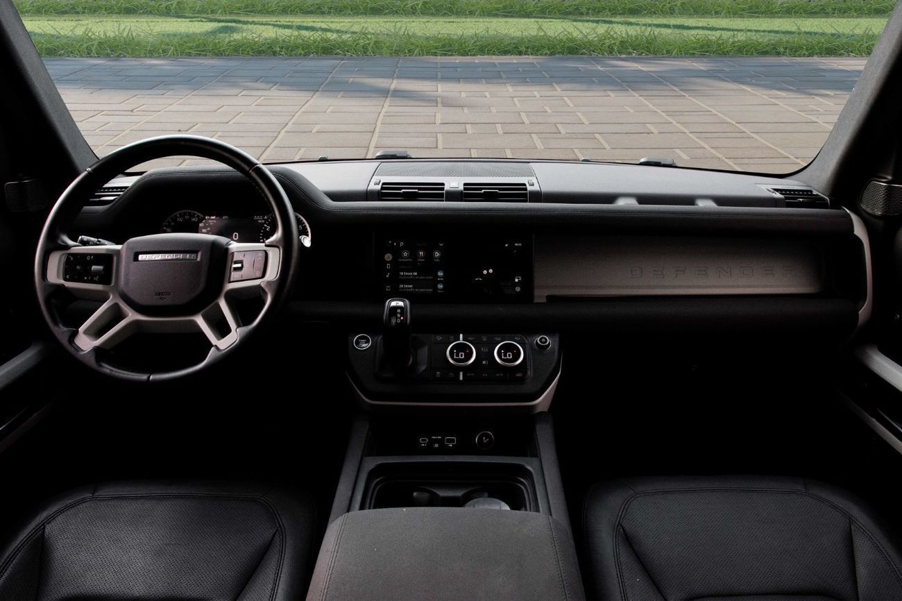 لاند روفر ديفندر 90 SE | 5,287 P.M  | 0% Downpayment | Defender SE P300 | Agency Warranty!