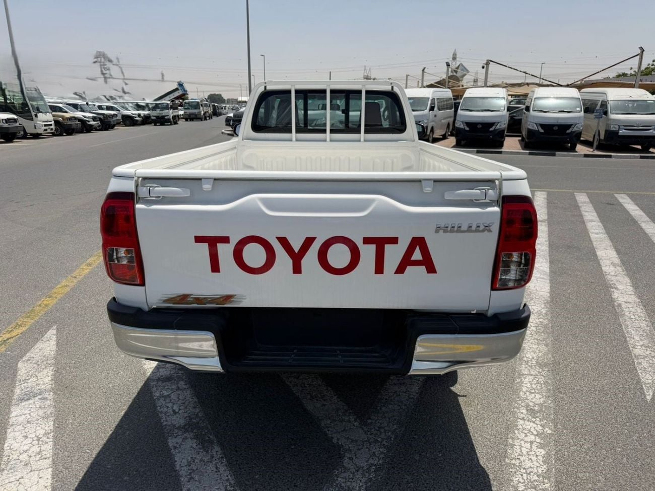 تويوتا هيلوكس Hilux 2.7 MT 2026 4x4 GCC