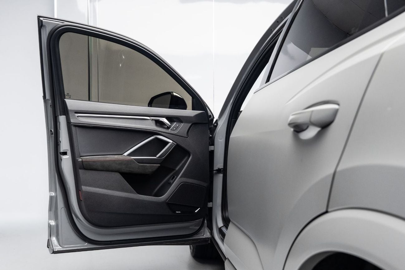 أودي RSQ3 STD BUY NOW, PAY 2027 | THE BLACKLINE STANDARD | August 2027 Audi Warranty + Service Contract, GCC