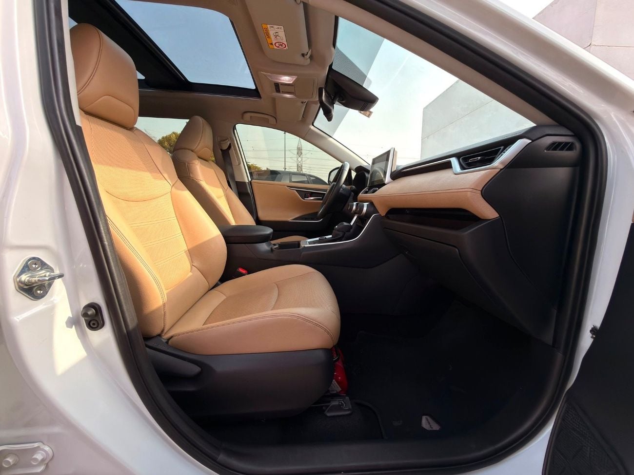 Toyota RAV4 XLE HEV