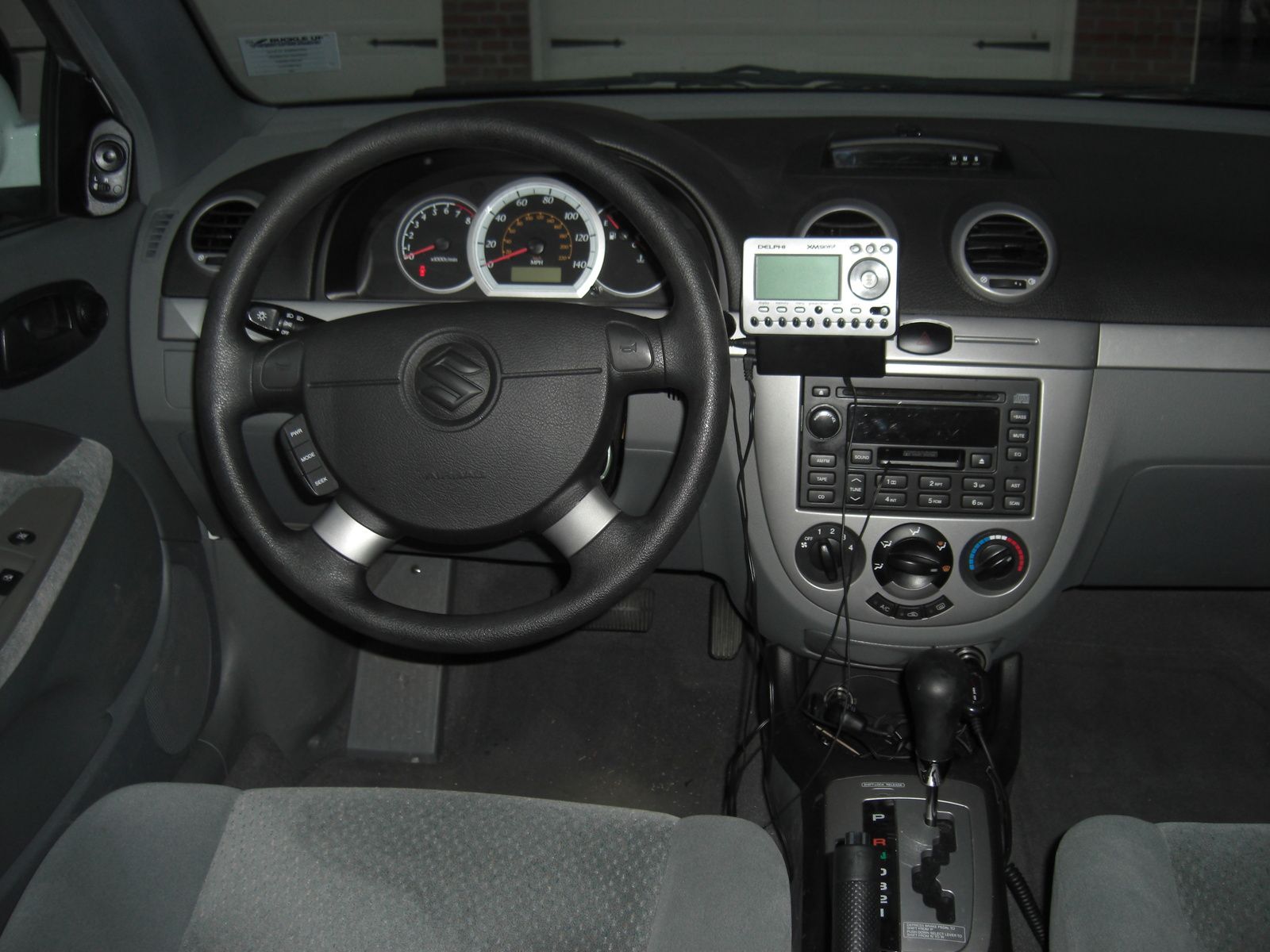 Suzuki Forenza interior - Cockpit