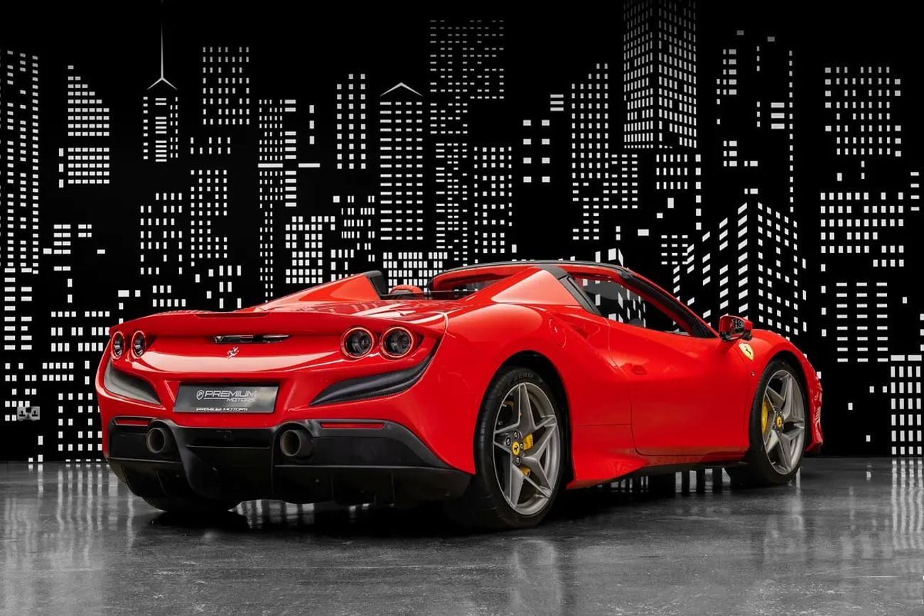 فيراري ف ٨ سبيدر 3.9T V8