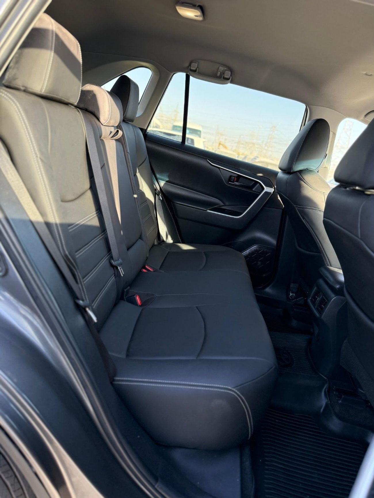 تويوتا راف ٤ 4WD 2022