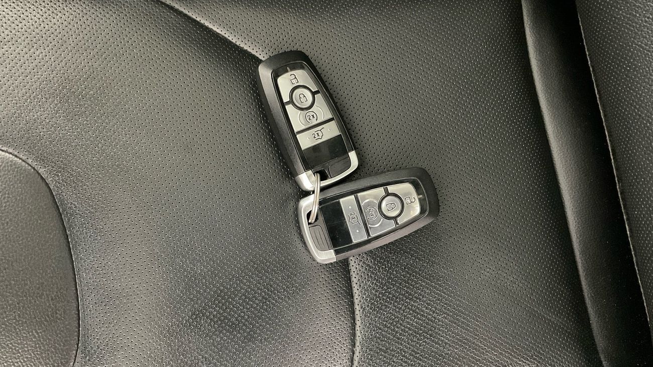 فورد إدج Titanium / Titanium Plus | شامل الضمان | 0 ﺪﻔﻋﺓ ﺃﻮﻟﻯ