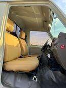 تويوتا لاند كروزر بيك آب 2018 Toyota Land Cruiser Pick up - Single Cabin - 4.0L V6 - AWD 4x4 - Patrol Manual - GCC Specs- Ful