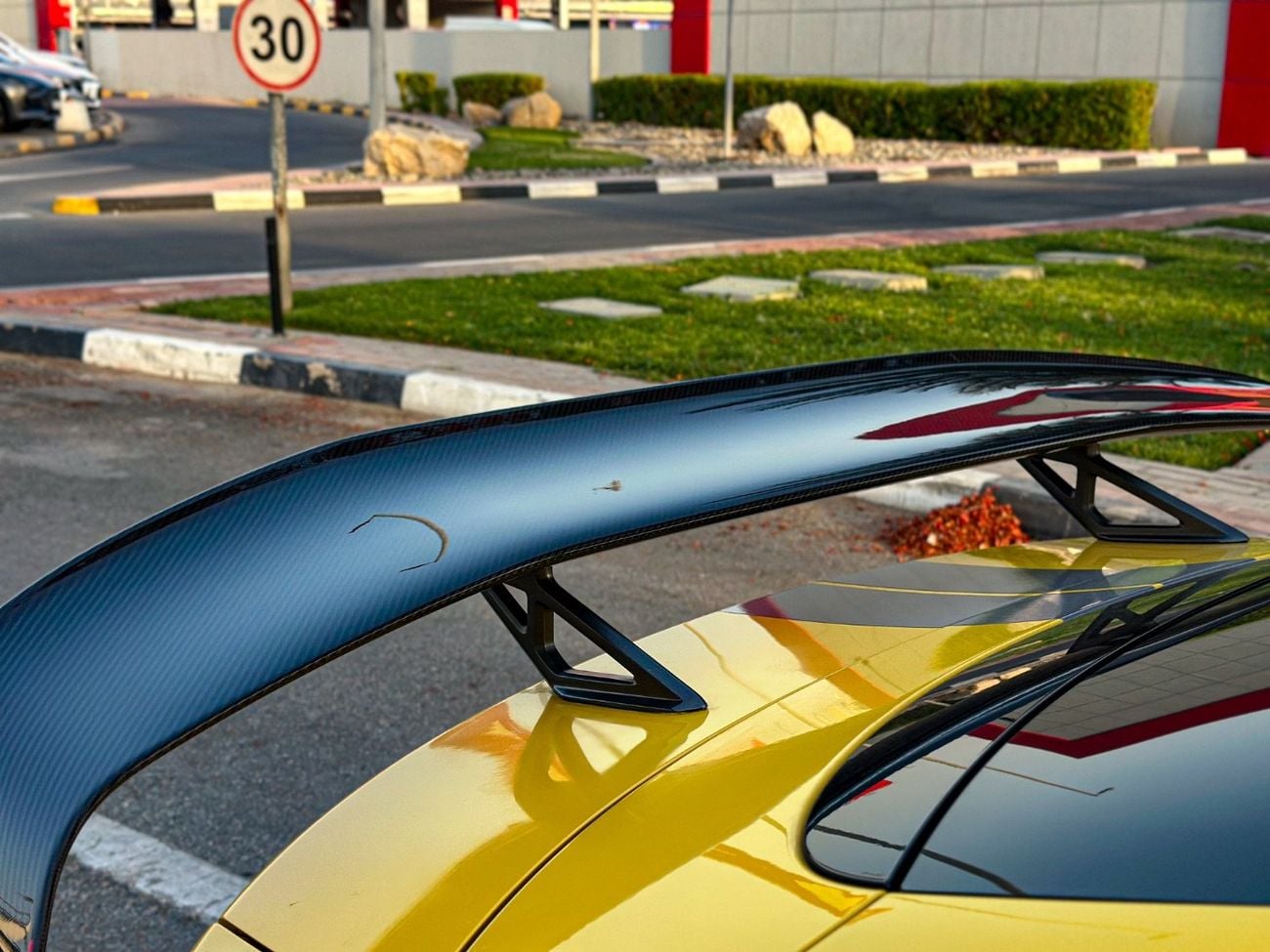 Xiaomi SU7 2025 Used Xiaomi SU7 Ultra EV | 93.7 kWh | Range (630 Km) | 1,548 Hp | Carbon Packge | Law Mileage (