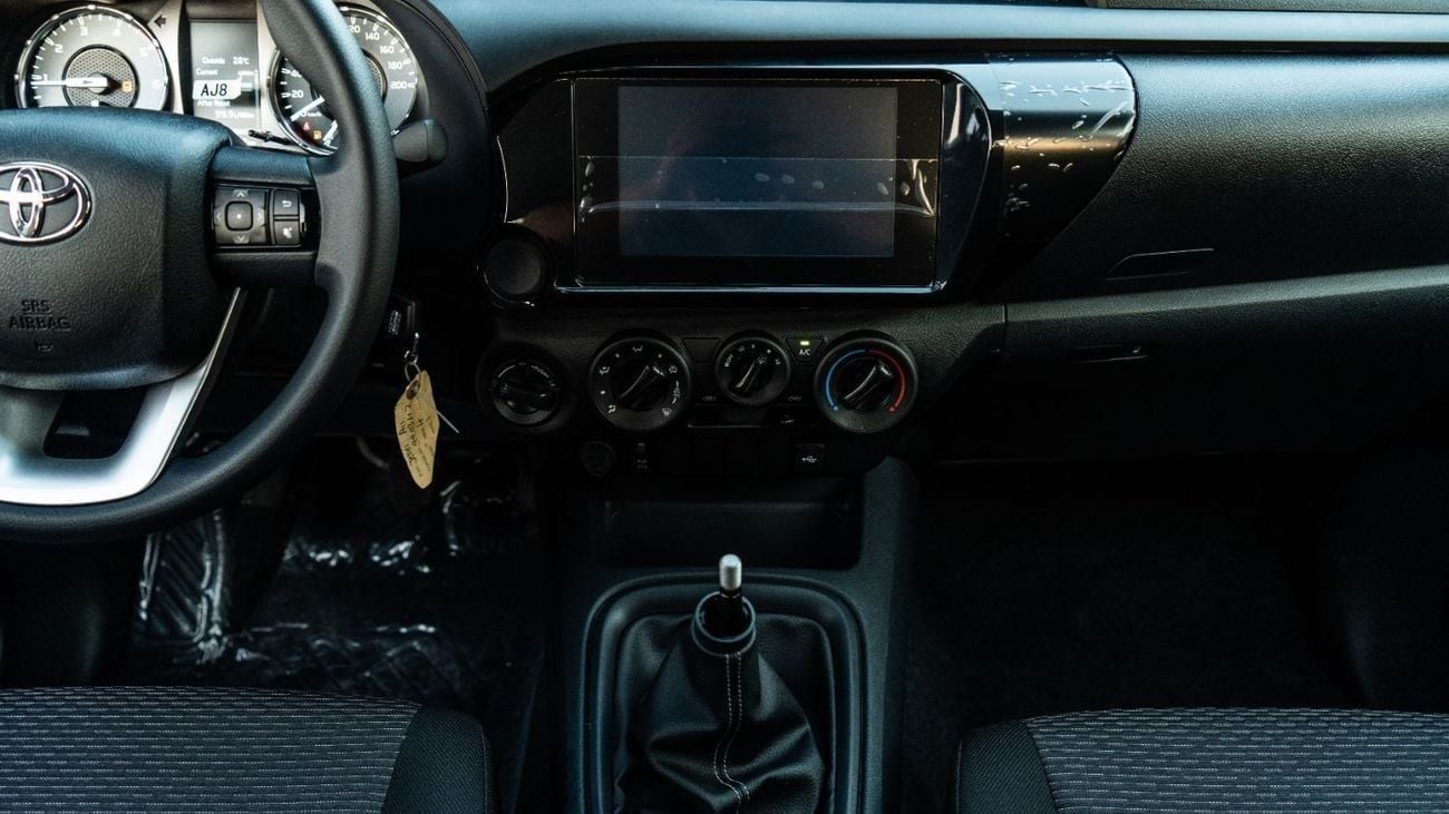 تويوتا هيلوكس Hilux | Wide Body | 2.4 Diesel | D/C | 4x4 | M/T | High Option