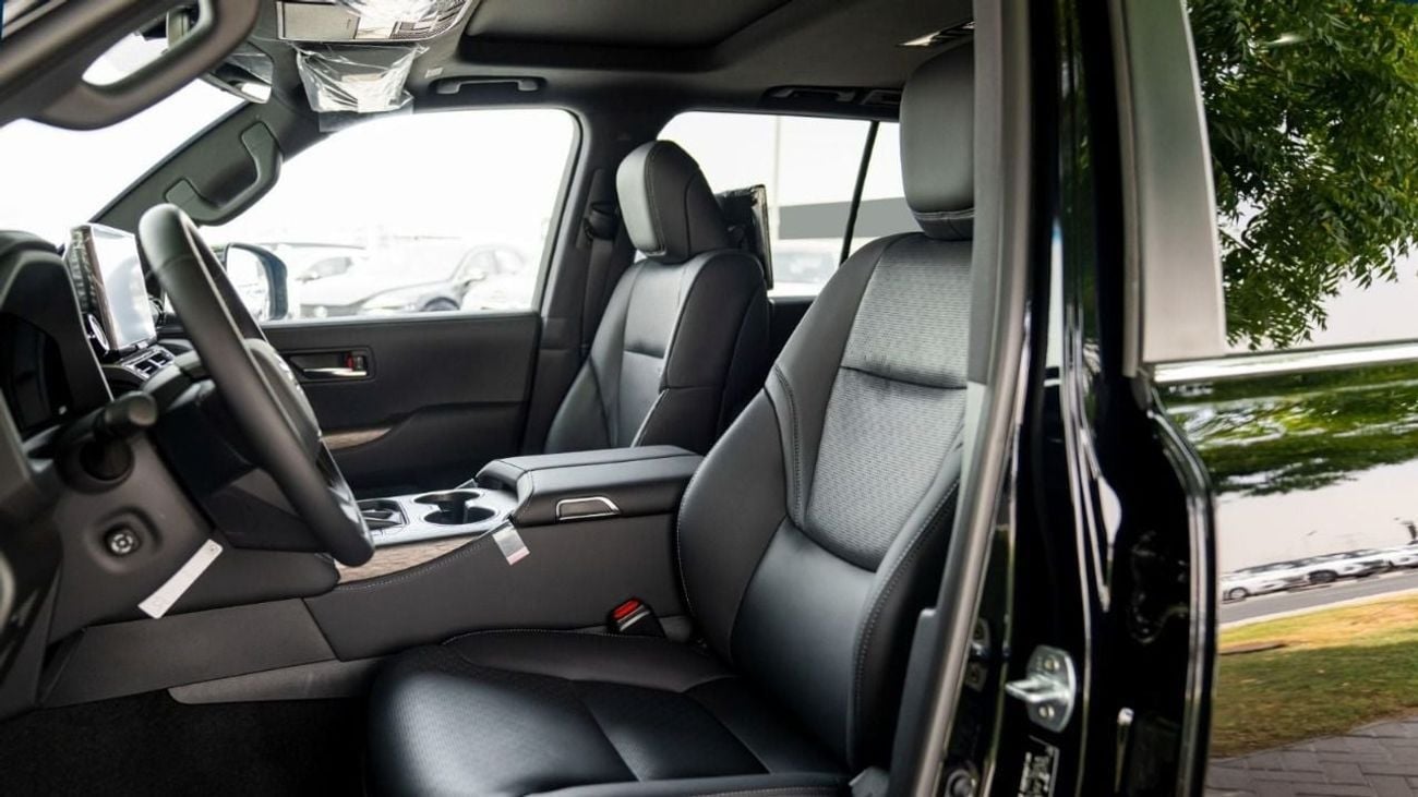 تويوتا لاند كروزر Toyota Land Cruiser VXR 3.3L AT Diesel 2025