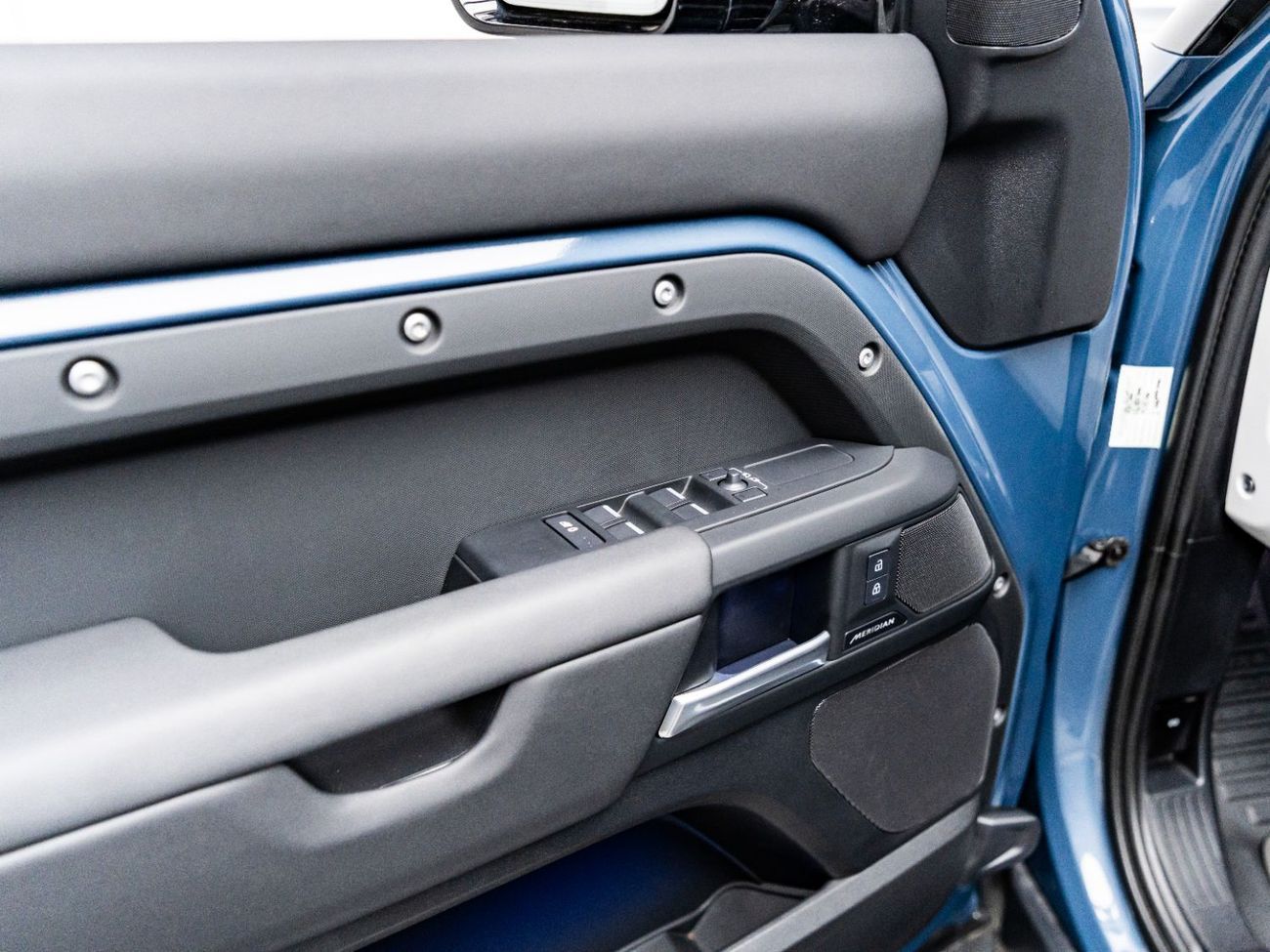 Land Rover Defender P300 110 2.0L (5 Seater) The BEST Ramadan Offer in the UAE - Limited Time Only, 2029 Land Rover Warr