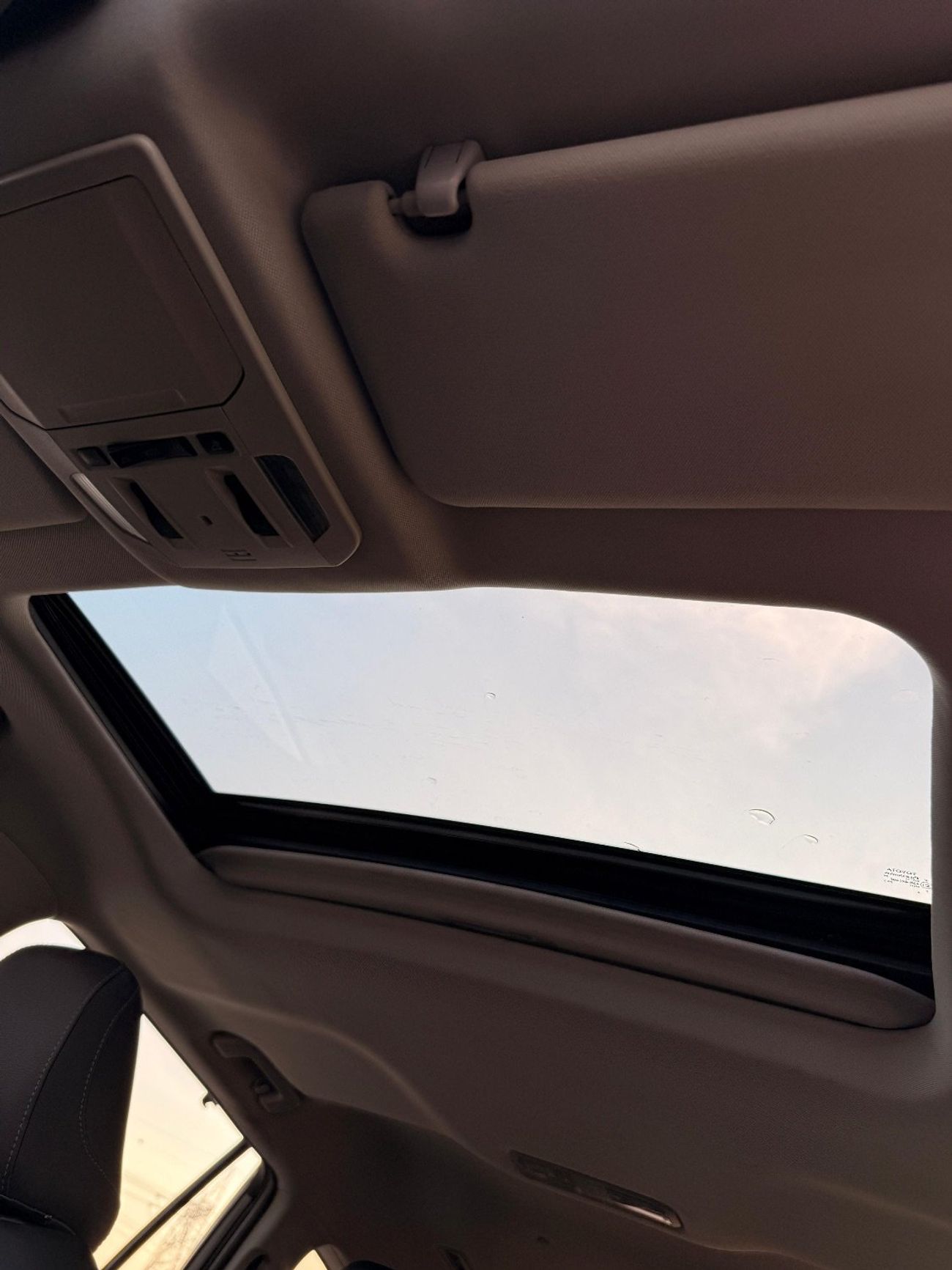 تويوتا هايلاندر GLE 2.5L