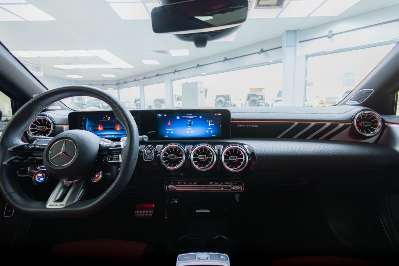 مرسيدس بنز A 35 AMG 4MATIC