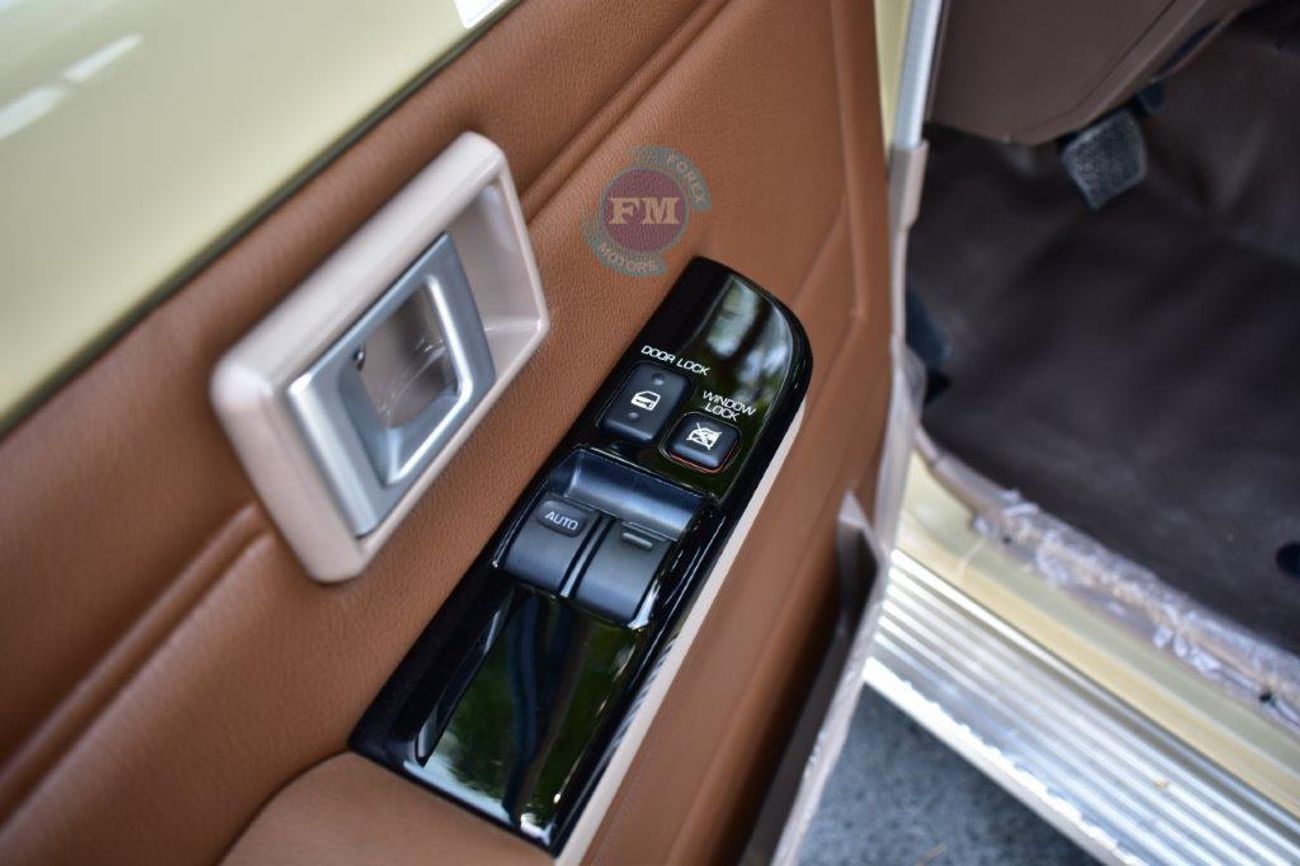 Toyota Land Cruiser Pick Up 79 SDLX V6 4.0L Petrol 4WD Automatic