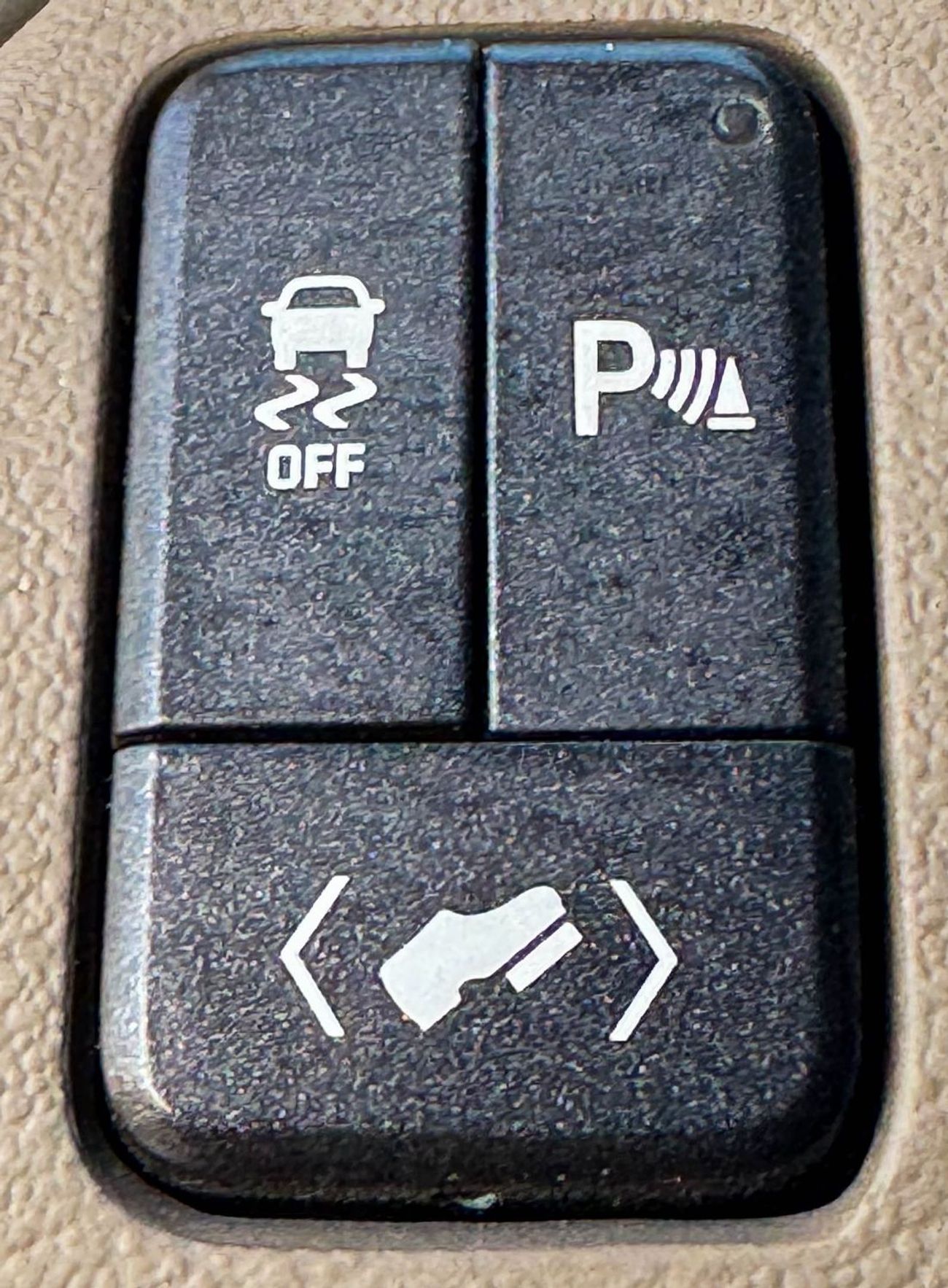 GMC Yukon XL SLE 5.3L RWD GMC YUKON | XL | SLE 5.3L | 2020 Model, GCC | Excellent Condition | Monthly Installment