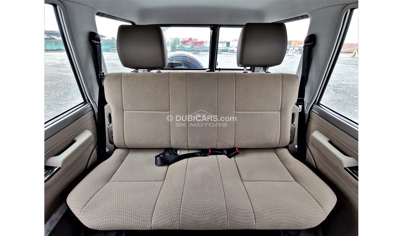Toyota Land Cruiser 70 4.5LDiesel, M/T,  Alloy Rims, Diff Lock, Rear Camera, 4WD (CODE # LX7603)