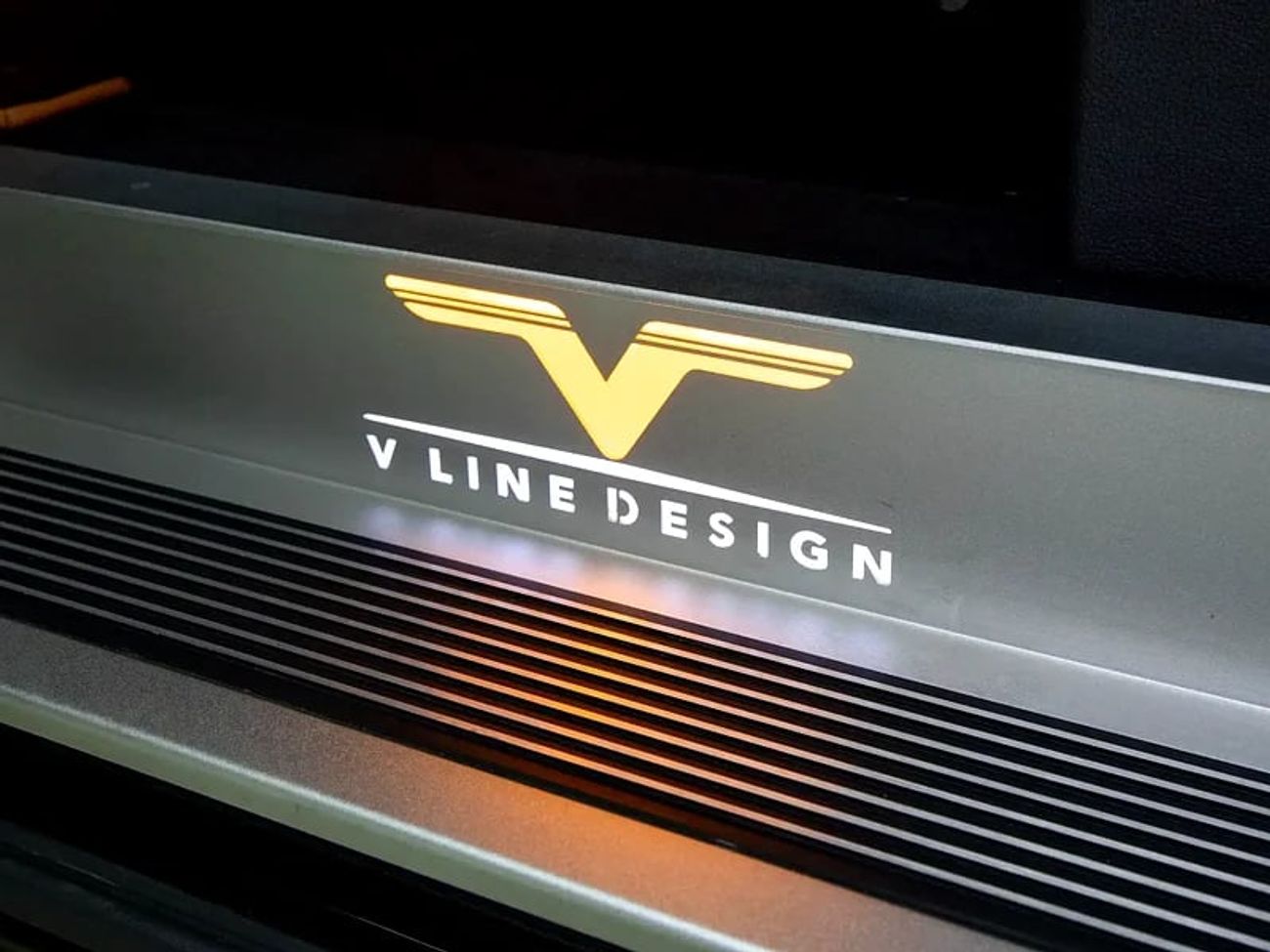 Mercedes-Benz V 250 VLINE Design (1 of 25)