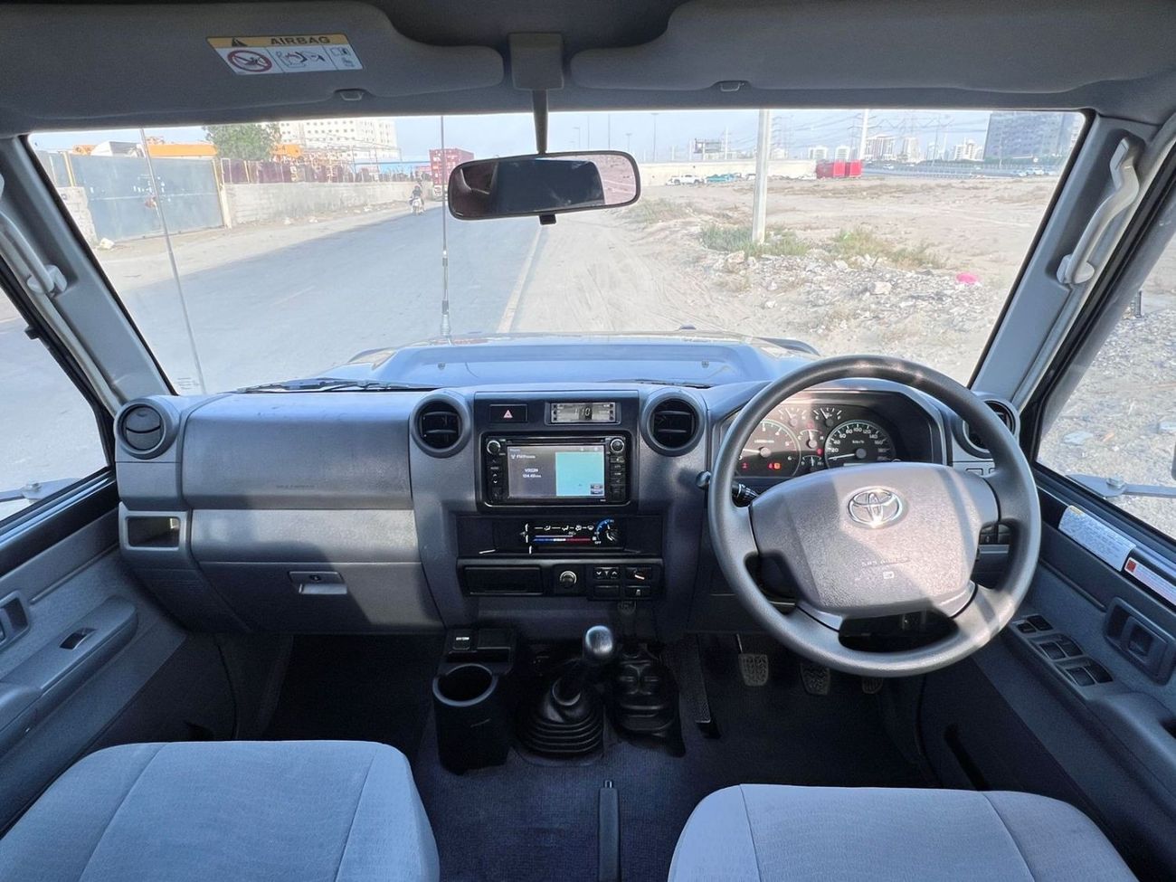 تويوتا لاند كروزر بيك آب