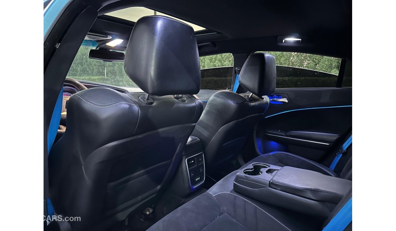 Dodge Charger CHARGER SRT8 2015 GCC 6.4L V8 // IN PERFECT CONDITION // WELL MAINTAINED