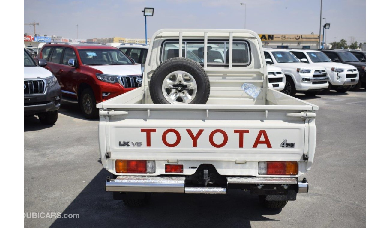 Toyota Land Cruiser Pick Up 79 SINGLE CAB PICKUP LX V8 4.5L DIESEL MANUAL TRANSMISSION WITH WINCH