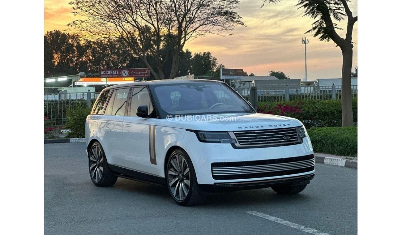 Land Rover Range Rover BRAND NEW GCC SPEC UNDER WARRANTY AND SERVICE