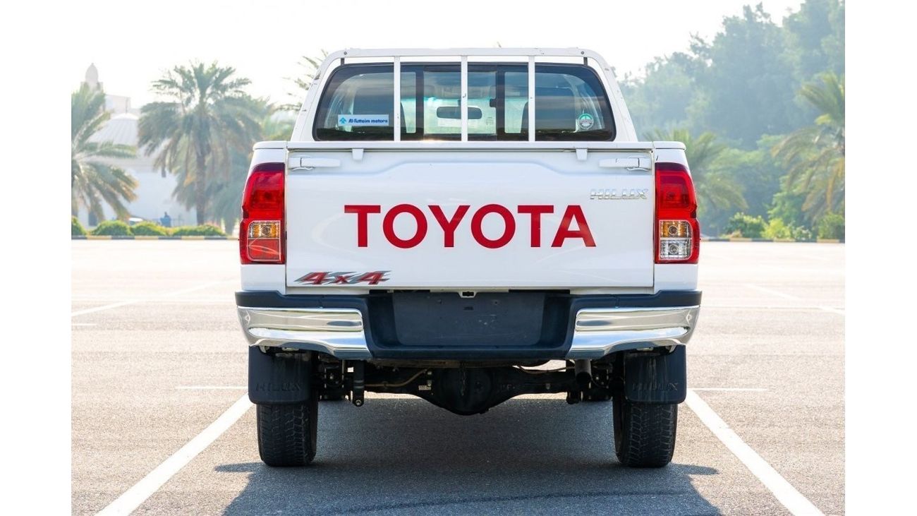 تويوتا هيلوكس DLX 2023 Double Cabin Pick Up 2.4L Diesel - M/T - GCC - Like New Condition - Book Now