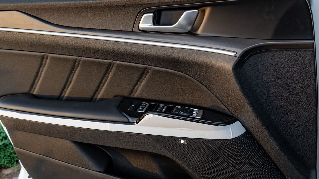 Kia K5 2025 | KIA K5 A/T 1.5T PREMIUM [ EXPORT ONLY ]