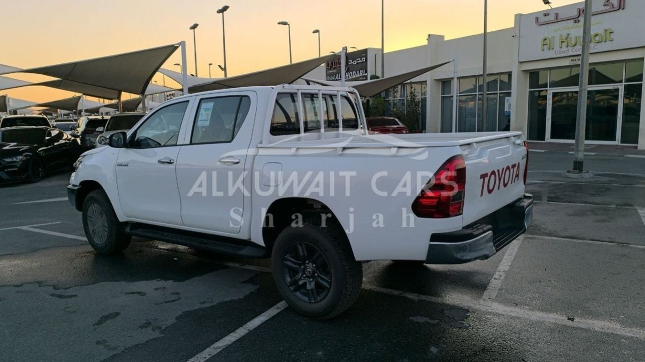 Toyota Hilux Toyota Hilux 2.7P AT  MY2023