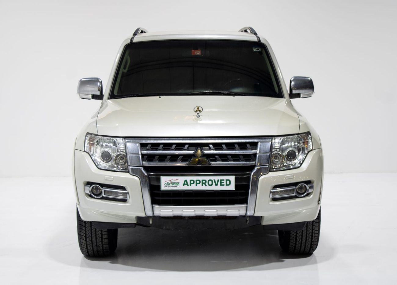 ميتسوبيشي باجيرو GLS Highline 3.0L (177 HP)