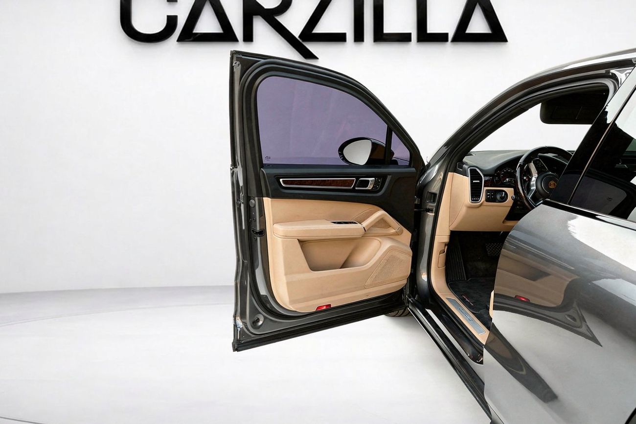 بورش كايان Base