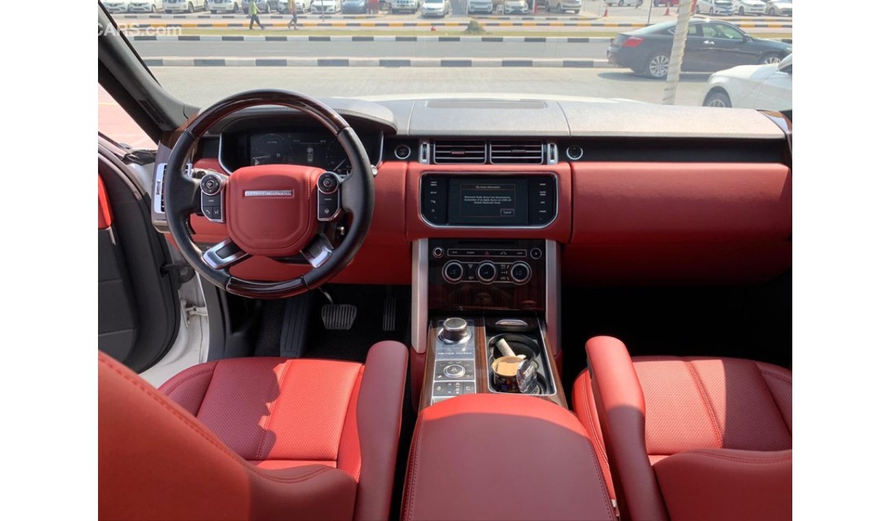 Land Rover Range Rover Vogue HSE خليجي مالك واحد تشيكات وكالة ابيض داخل احمر